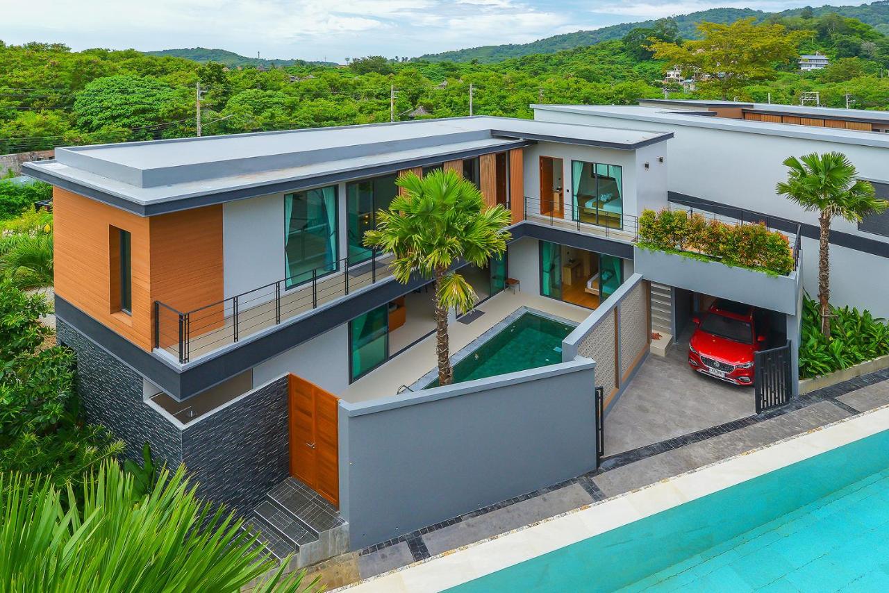Le Resort And Villas Rawai Ngoại thất bức ảnh Villa in Hua Hin, Thailand